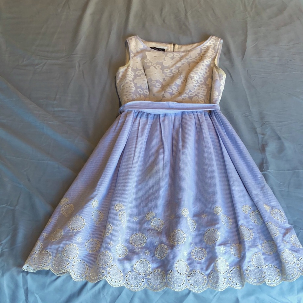 Ivy + blu women’s dress size 4 ModCloth blue and cream
